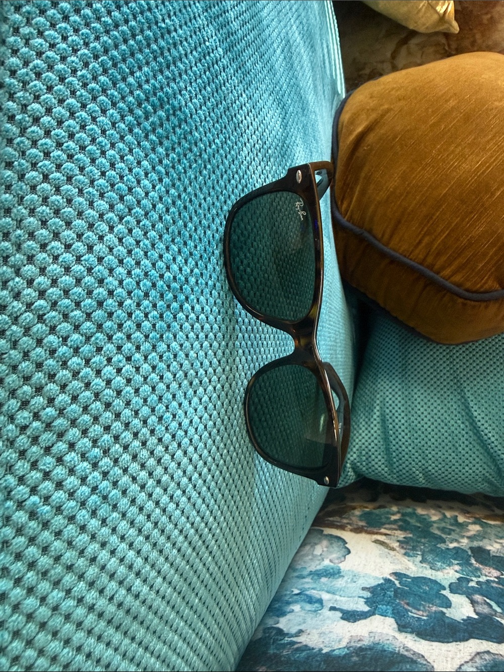 Ray-Ban Black Classic Wayfarer Sunglasses - brown black frame